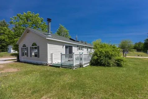 174 Spruce Drive Farmington NH 03836