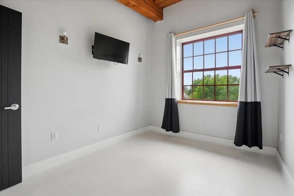 335 Cypress Street Manchester NH 03103