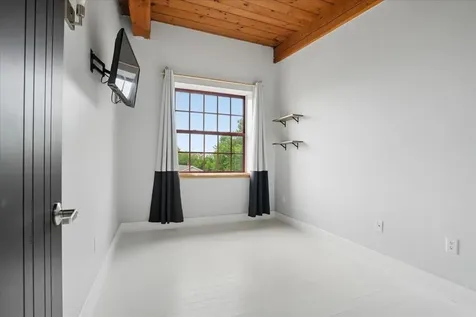 335 Cypress Street Manchester NH 03103