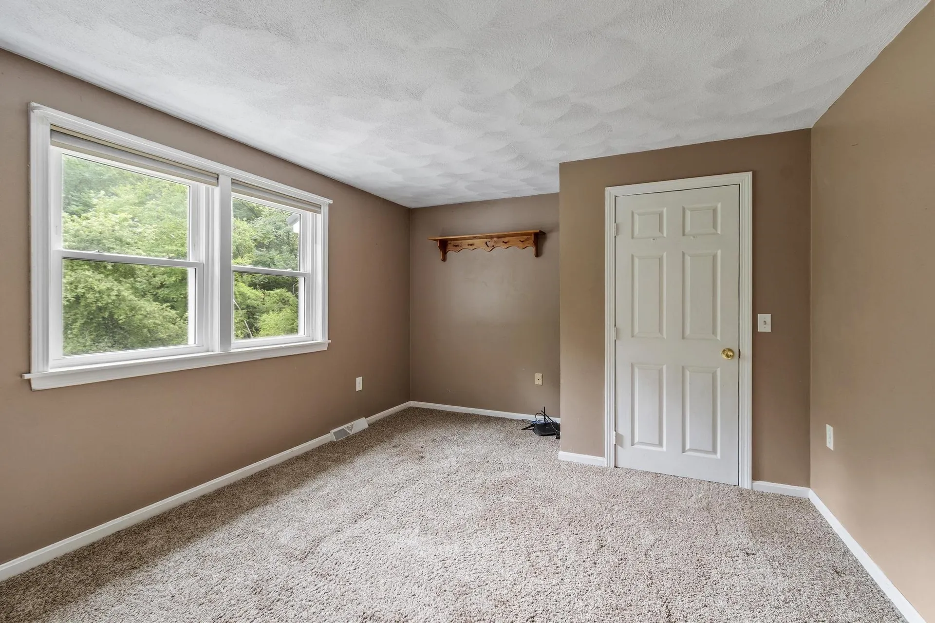 113 Newton Road Plaistow NH 03865