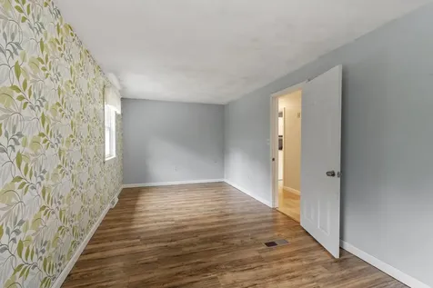113 Newton Road Plaistow NH 03865