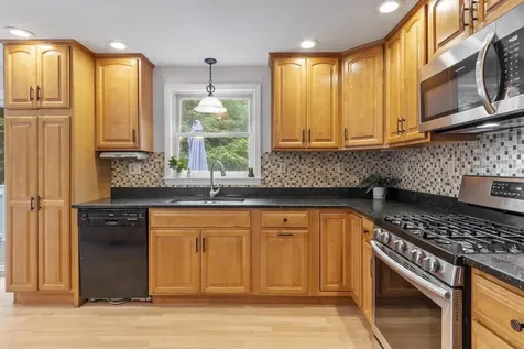 113 Newton Road Plaistow NH 03865