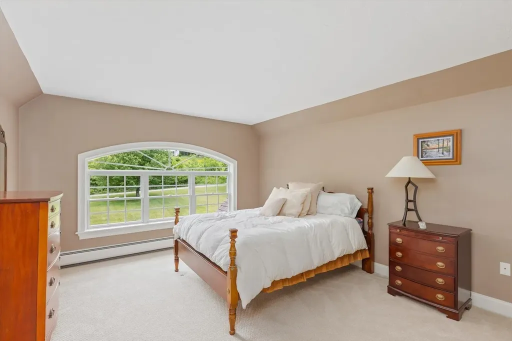 55 Chestnut Hill Road Dublin NH 03444