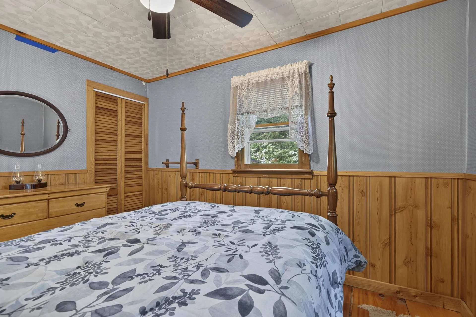 19 Boulder Pass Hillsborough NH 03244