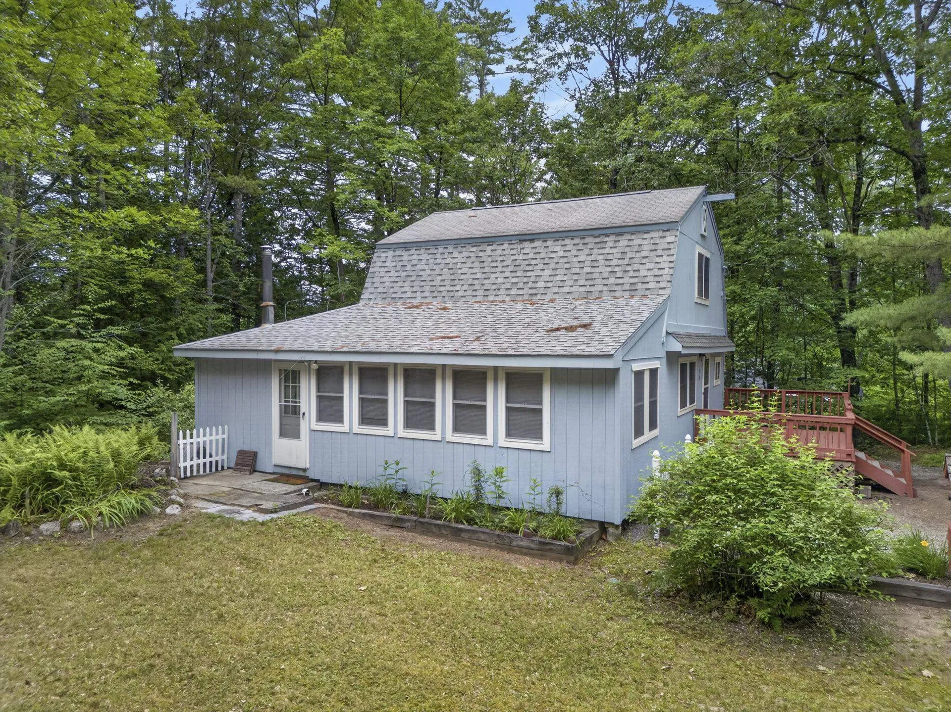 19 Boulder Pass Hillsborough NH 03244