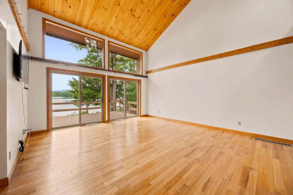 63 Moose Walk Moultonborough NH 03254
