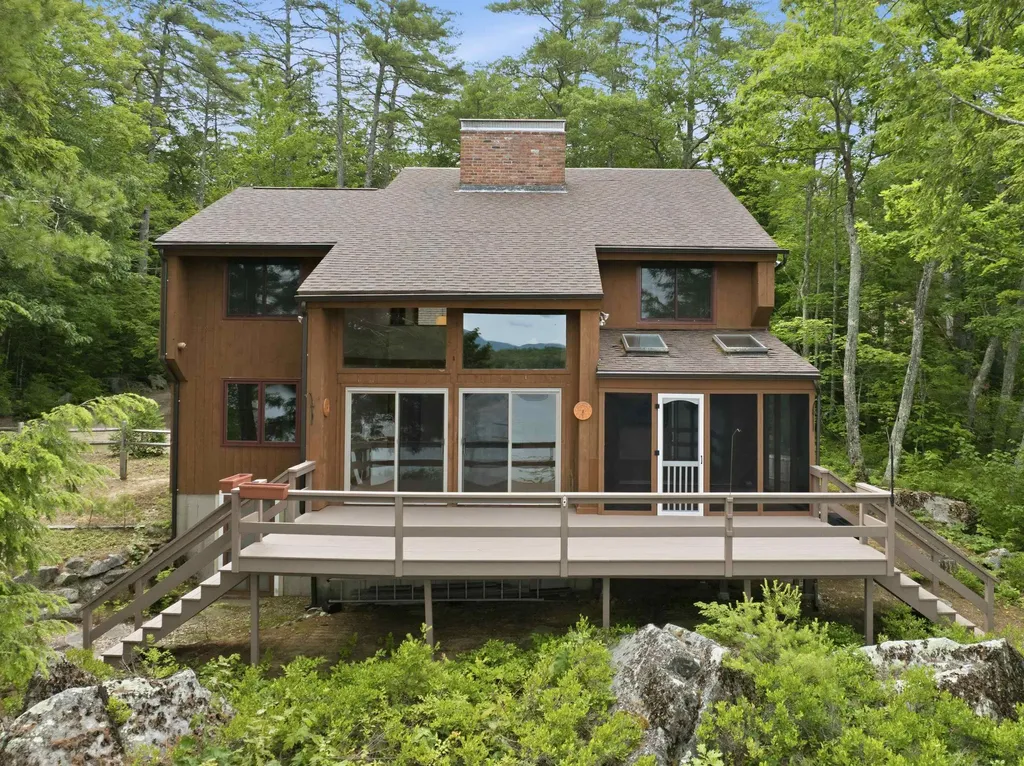 63 Moose Walk Moultonborough NH 03254