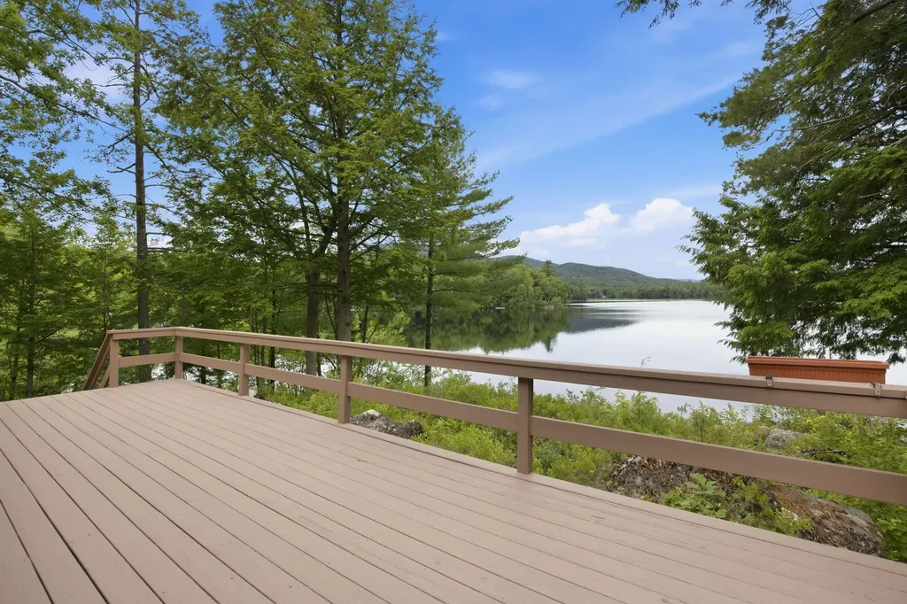 63 Moose Walk Moultonborough NH 03254