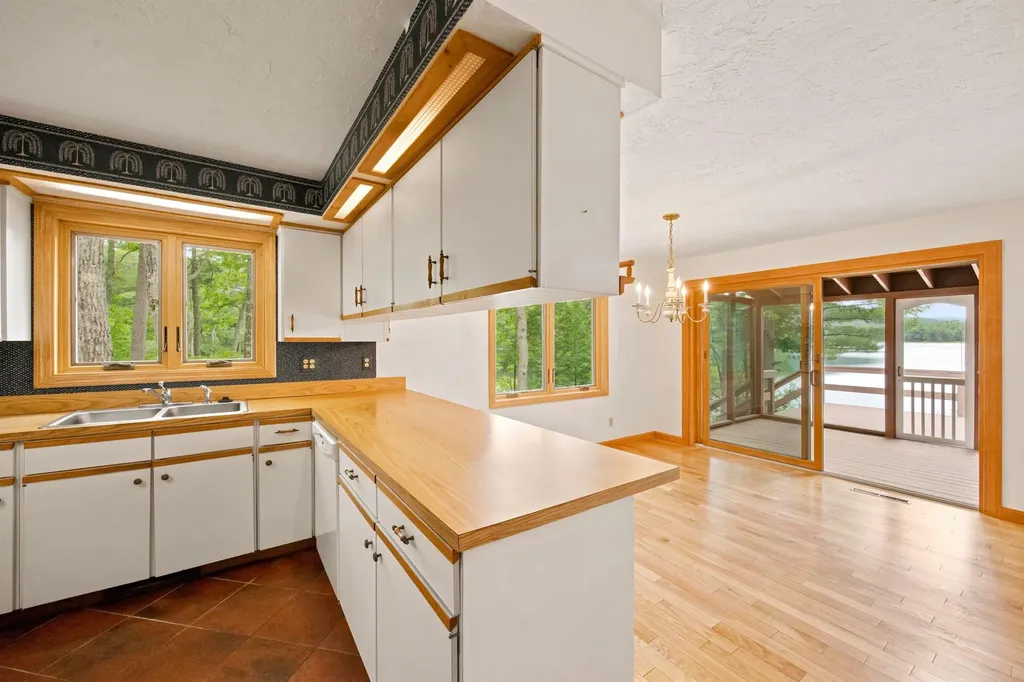 63 Moose Walk Moultonborough NH 03254
