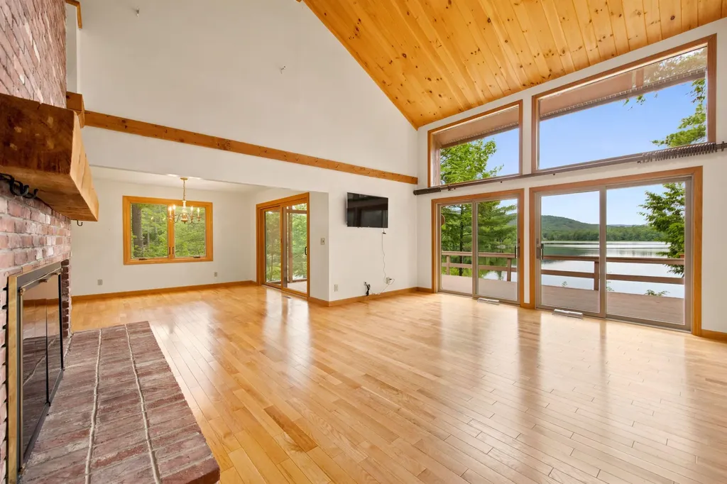63 Moose Walk Moultonborough NH 03254