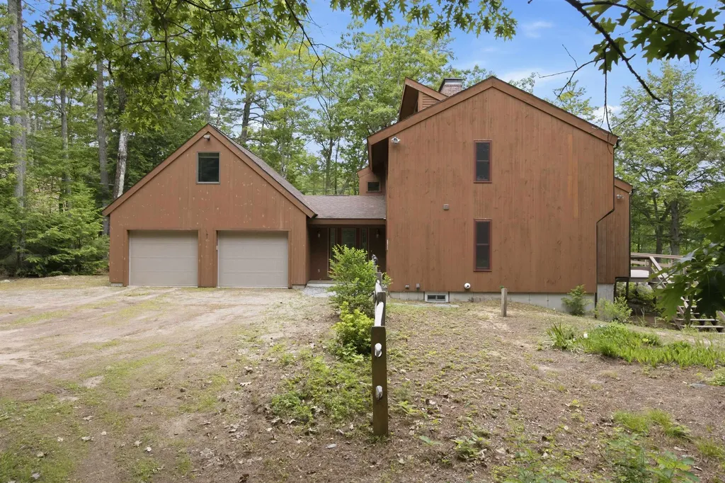 63 Moose Walk Moultonborough NH 03254