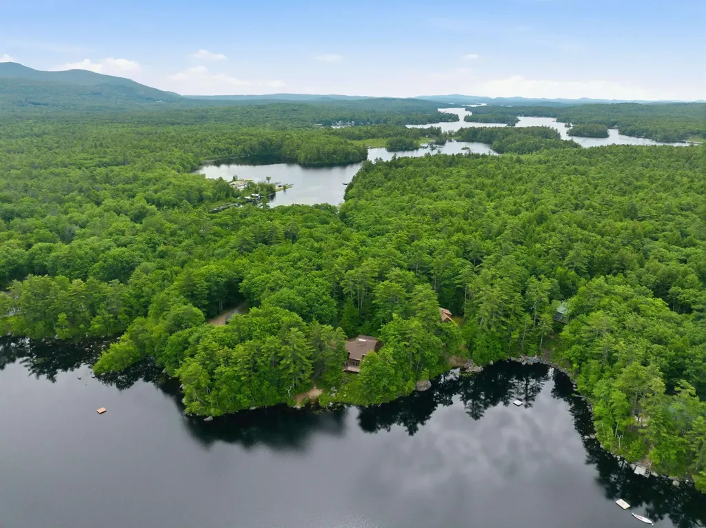 63 Moose Walk Moultonborough NH 03254