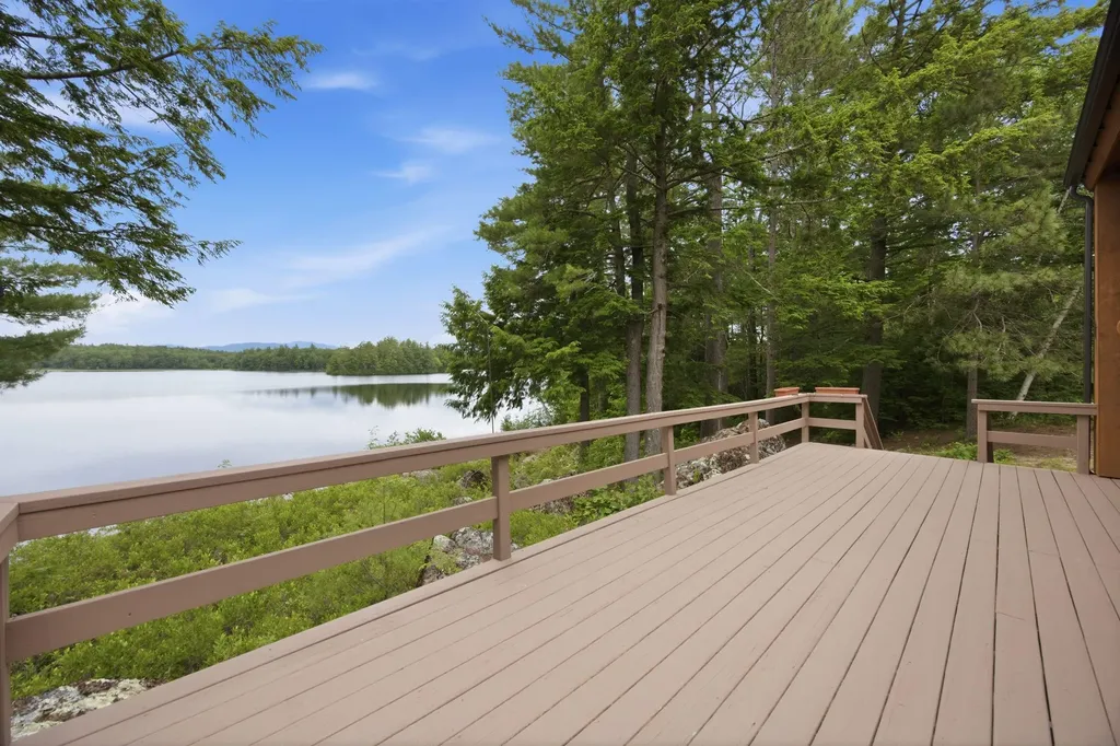 63 Moose Walk Moultonborough NH 03254