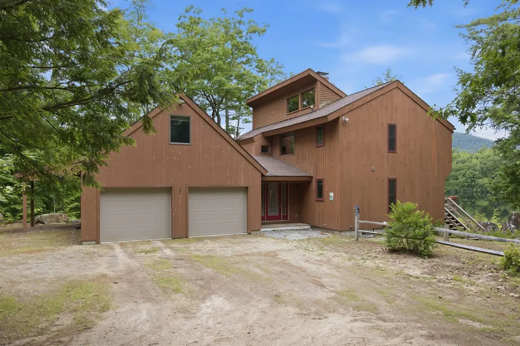 63 Moose Walk Moultonborough NH 03254