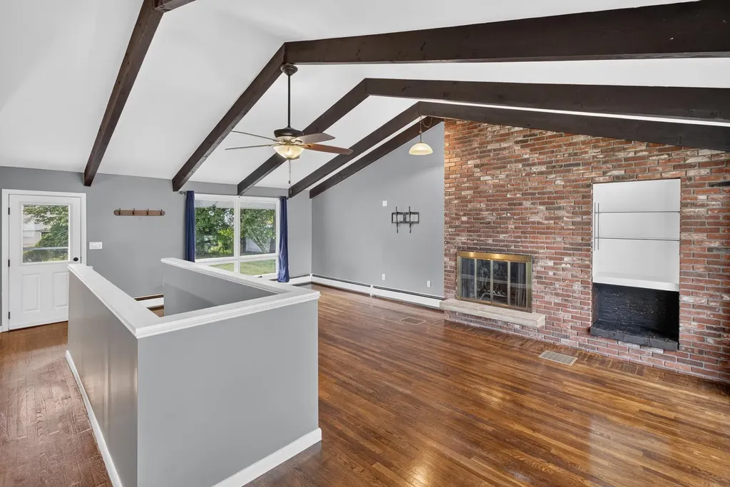 143 Highland Park Avenue Manchester NH 03103