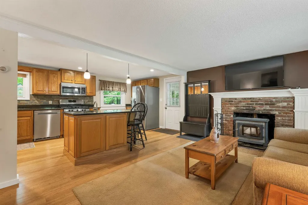 64 Woodvale Drive Laconia NH 03246