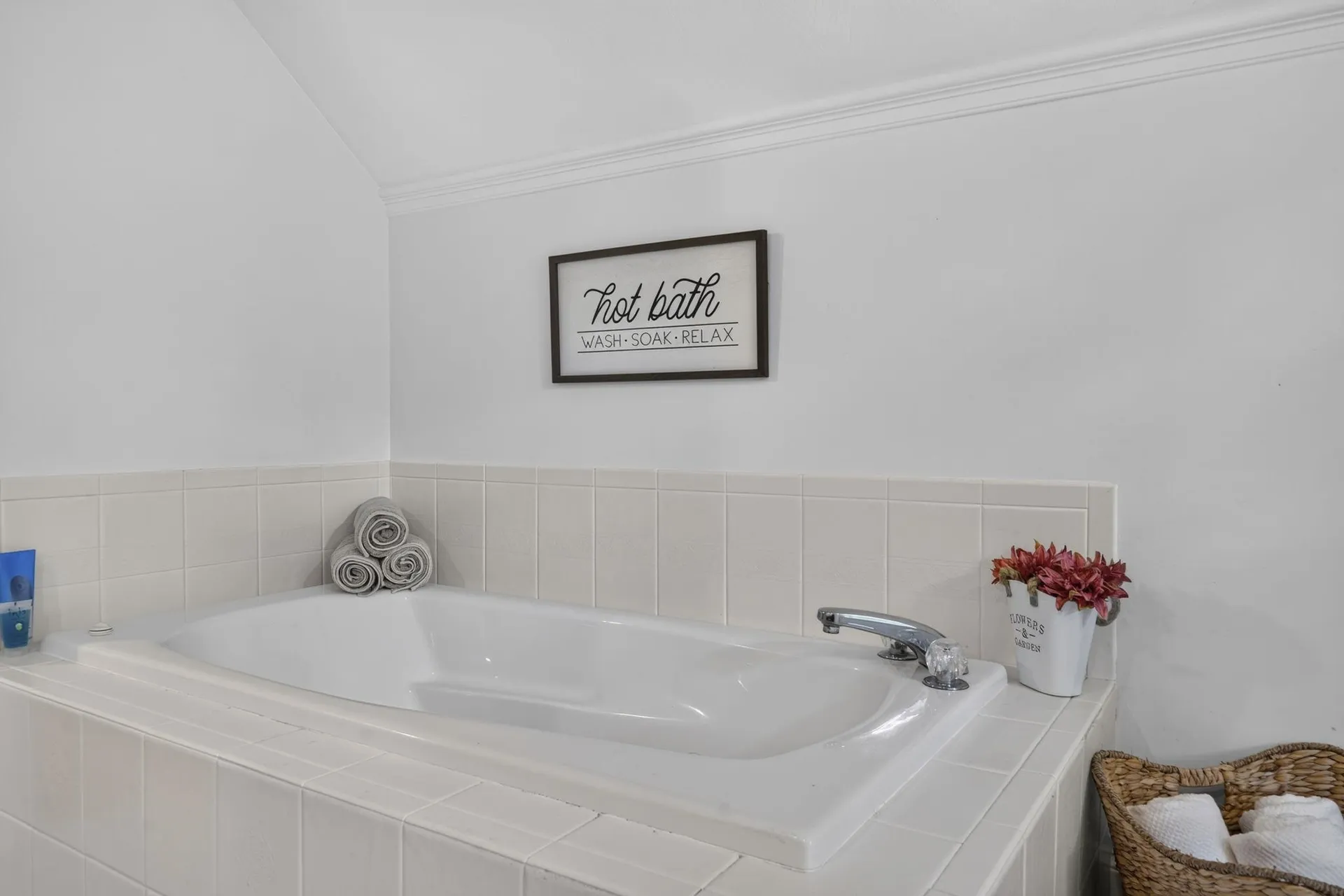 7 Cheshire Court Londonderry NH 03053