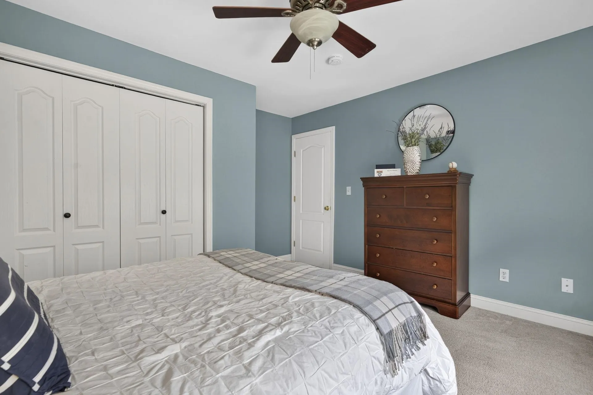 7 Cheshire Court Londonderry NH 03053
