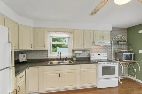 175 Rhode Island Avenue Manchester NH 03104