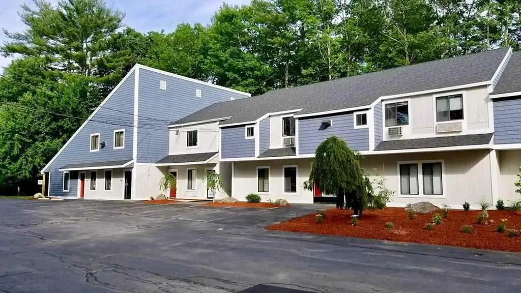 10 Chestnut Drive Bedford NH 03110