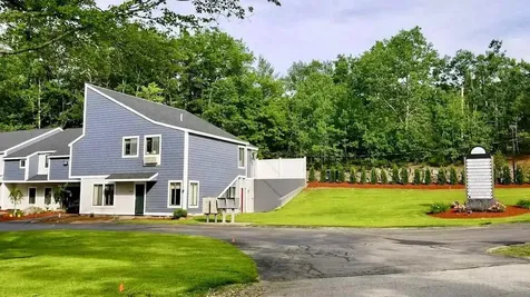 10 Chestnut Drive Bedford NH 03110