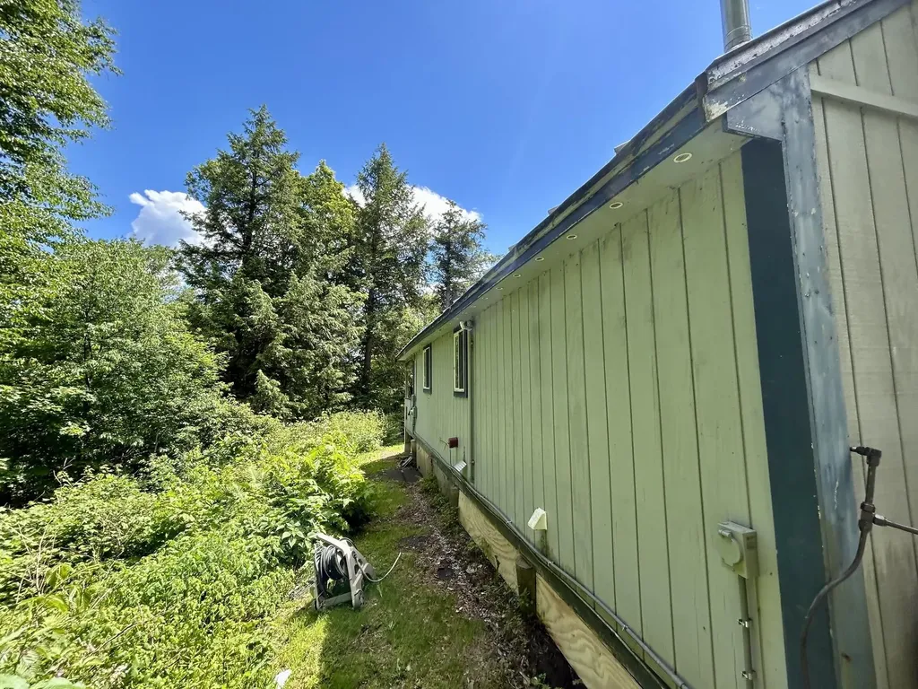 8 Mary White Road Tunbridge VT 05077