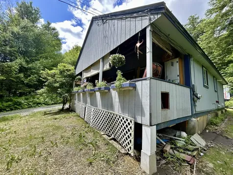 8 Mary White Road Tunbridge VT 05077