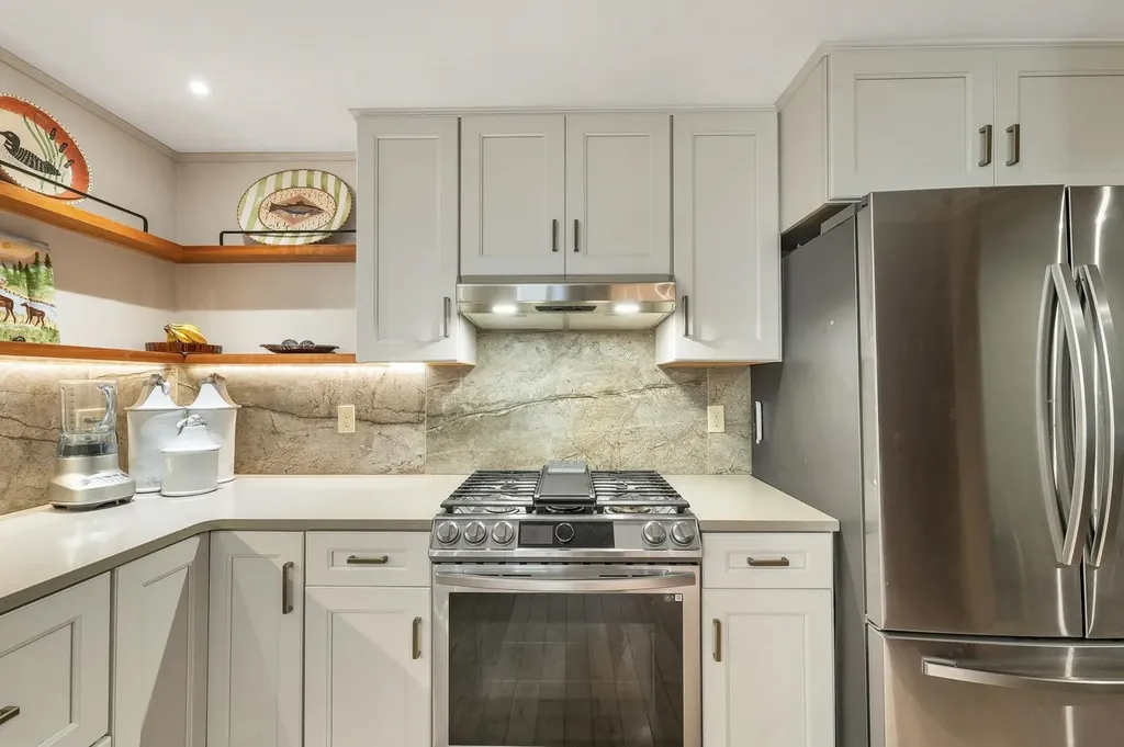 11 Senna Way Moultonborough NH 03254