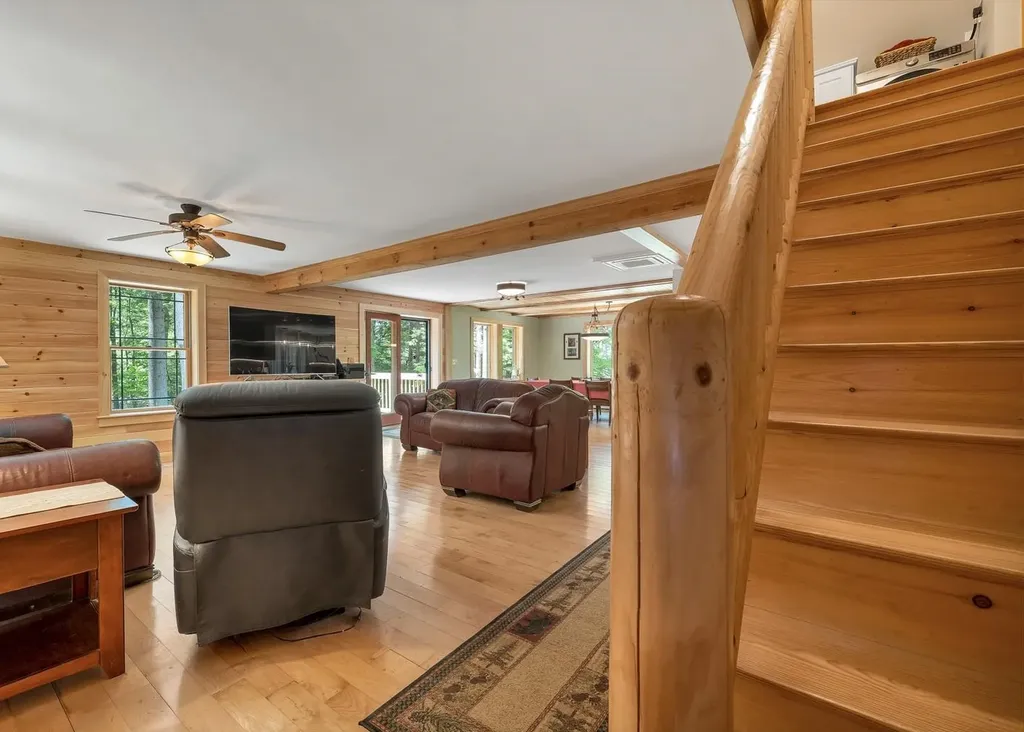 11 Senna Way Moultonborough NH 03254