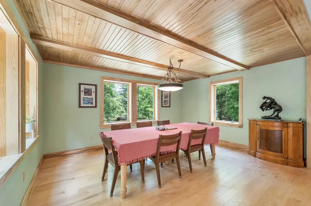 11 Senna Way Moultonborough NH 03254
