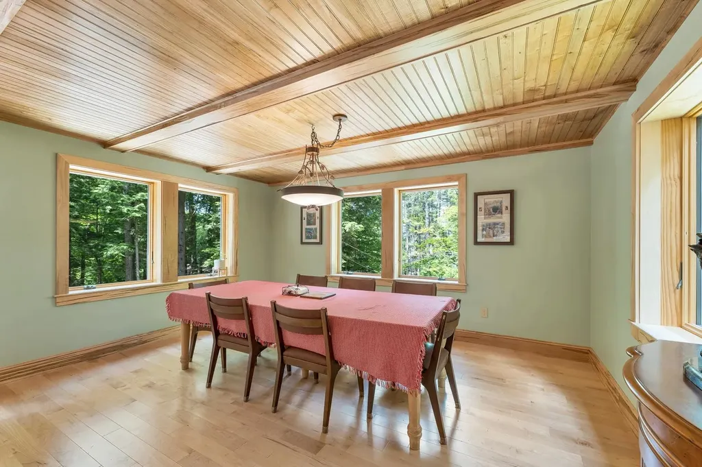11 Senna Way Moultonborough NH 03254