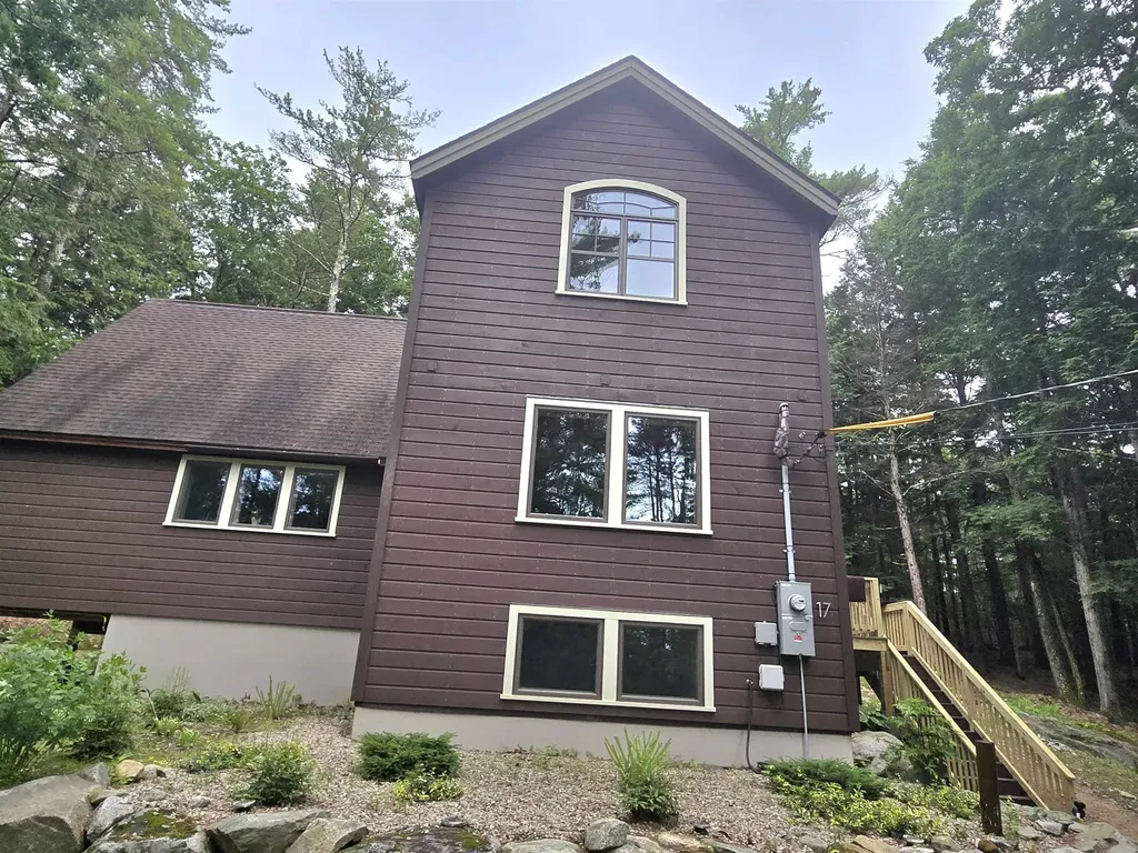 11 Senna Way Moultonborough NH 03254