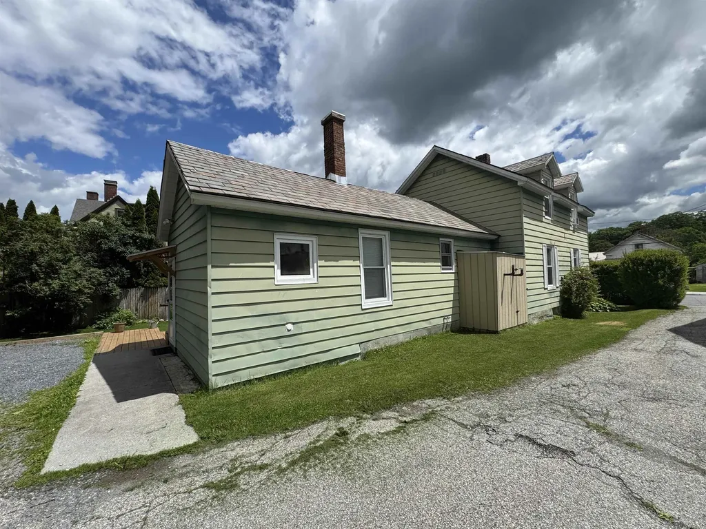 107 Jefferson Avenue Bennington VT 05201