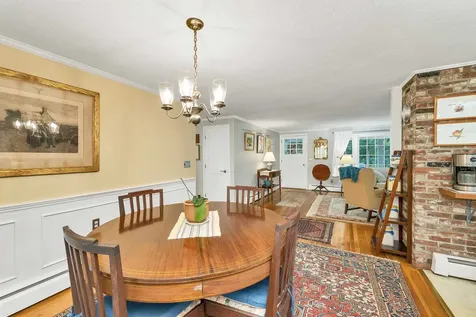 2 Glendale Road North Hampton NH 03862
