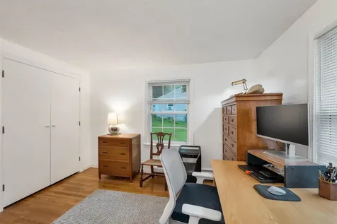 2 Glendale Road North Hampton NH 03862