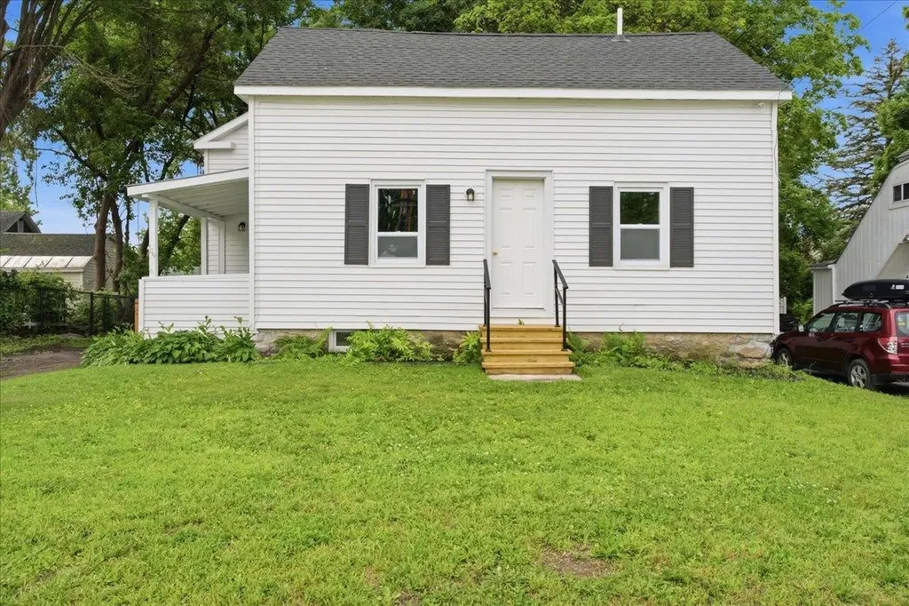 109 County Street Bennington VT 05201