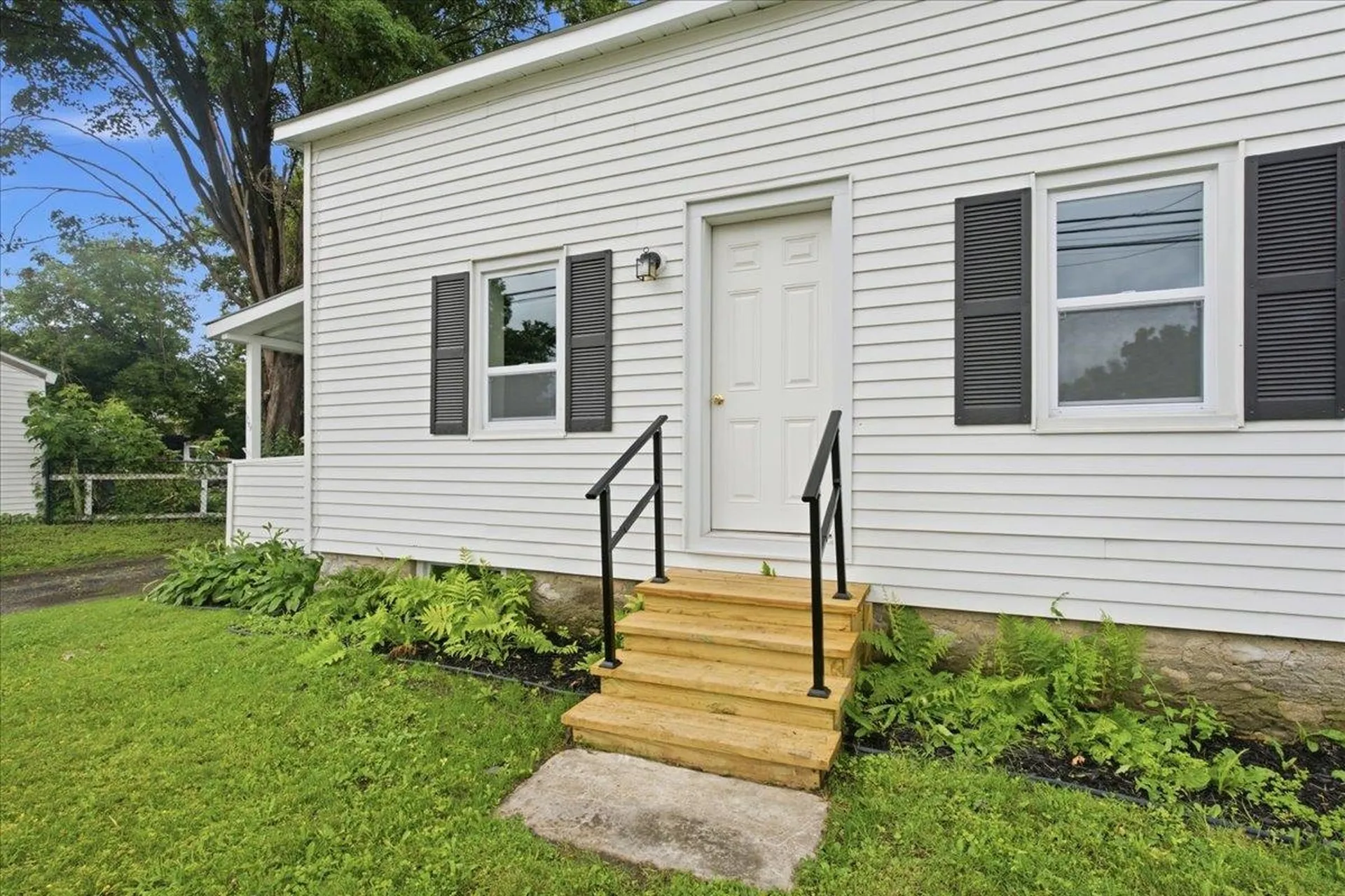 109 County Street Bennington VT 05201