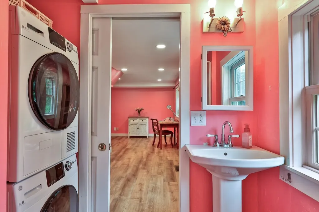 35 Theron Fisher Road Grafton VT 05146