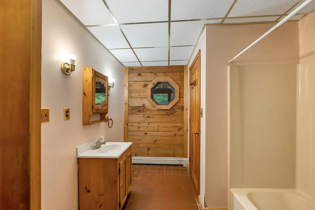 436 Avery Hill Road Alton NH 03810