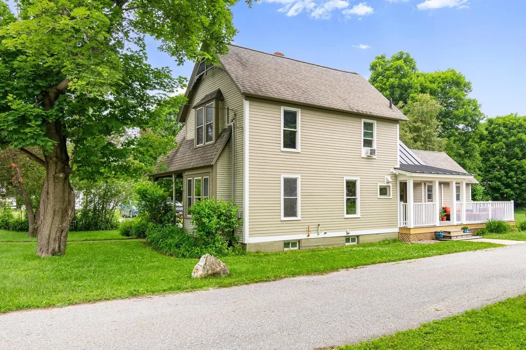 162 South Main Street Waterbury VT 05671