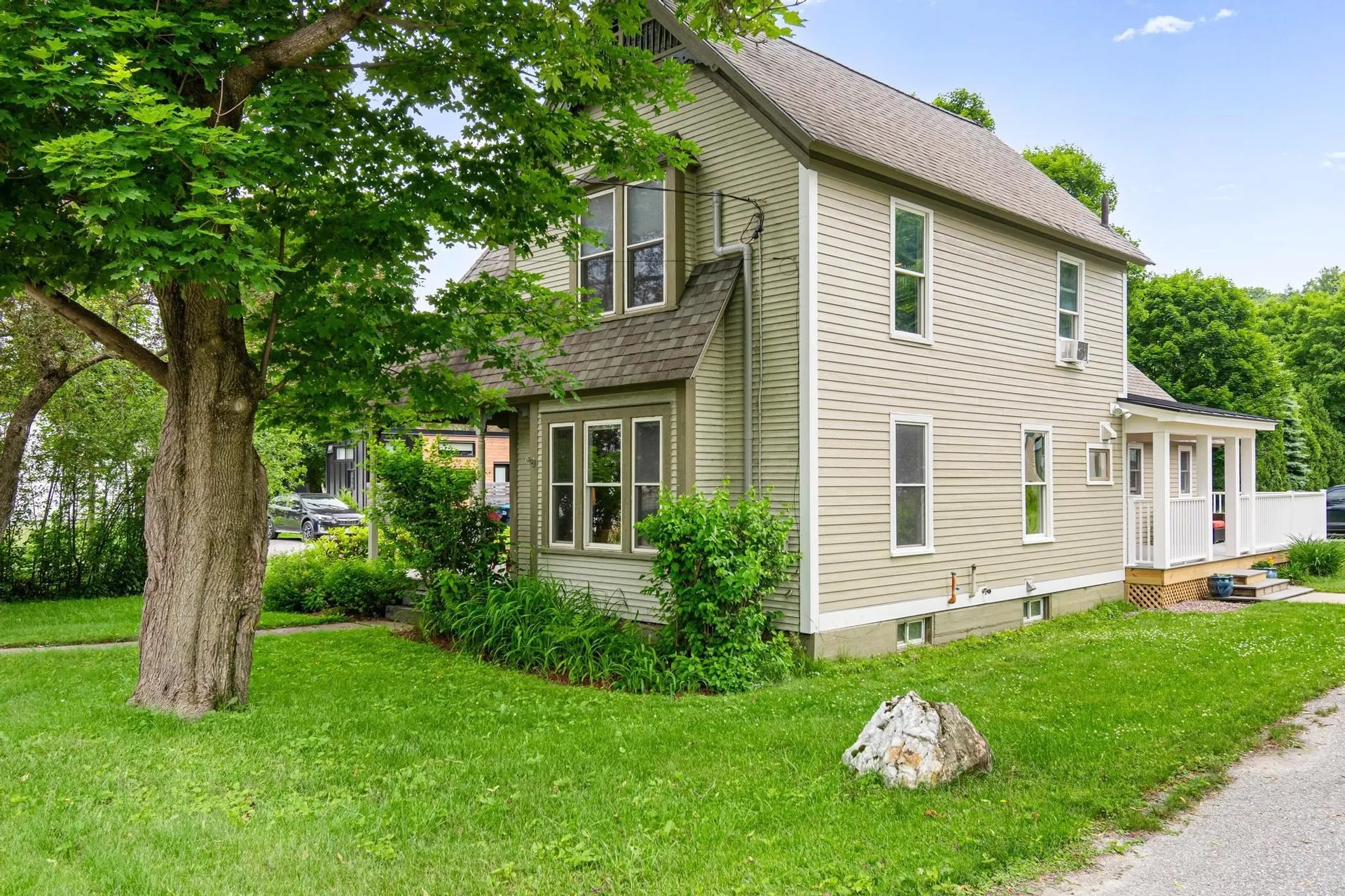 162 South Main Street Waterbury VT 05671