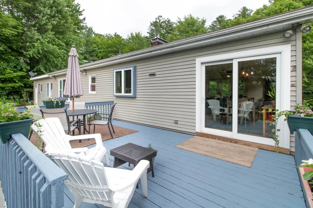 261 Rocky Ridge Road St. Johnsbury VT 05819