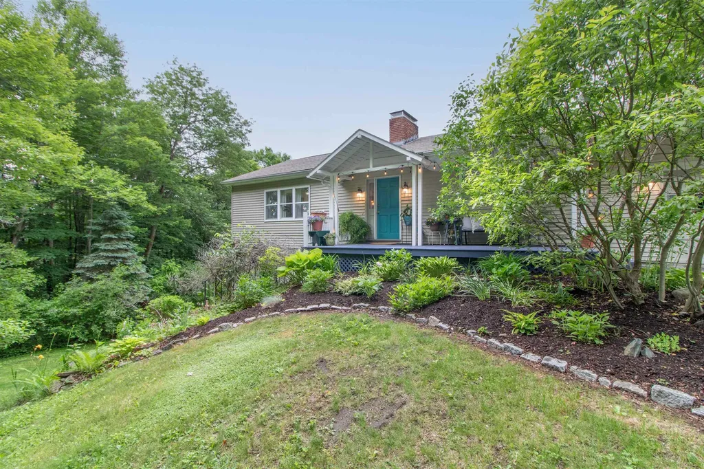 261 Rocky Ridge Road St. Johnsbury VT 05819