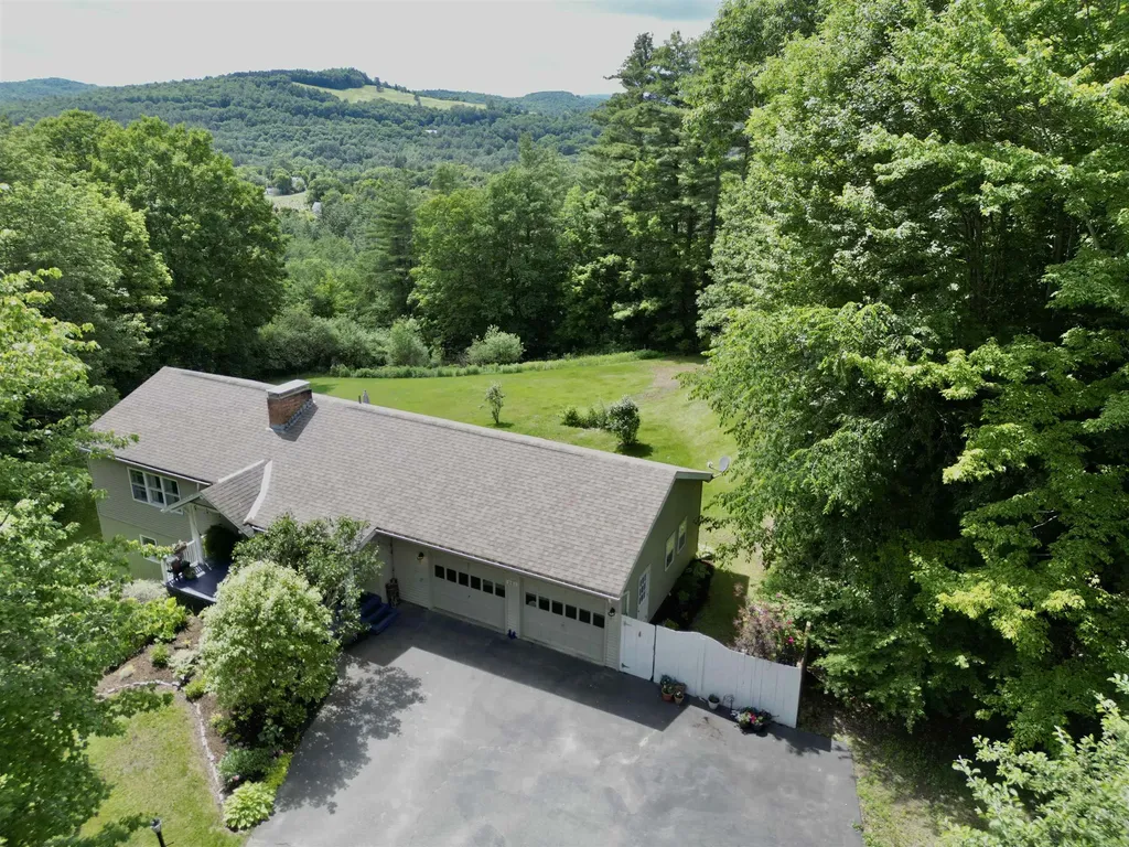 261 Rocky Ridge Road St. Johnsbury VT 05819