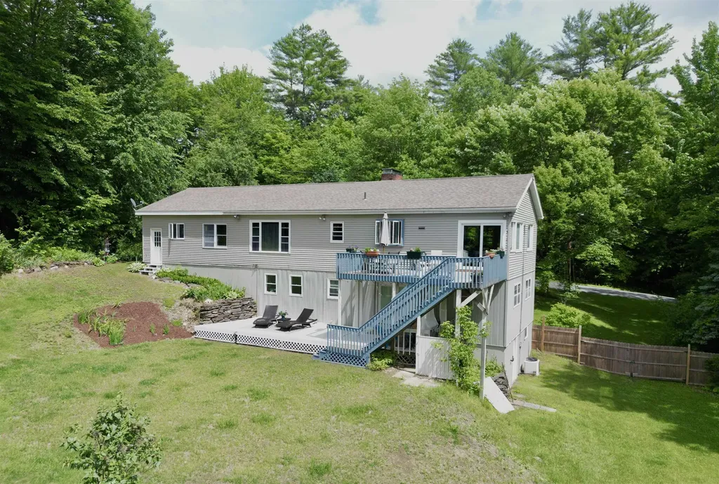 261 Rocky Ridge Road St. Johnsbury VT 05819
