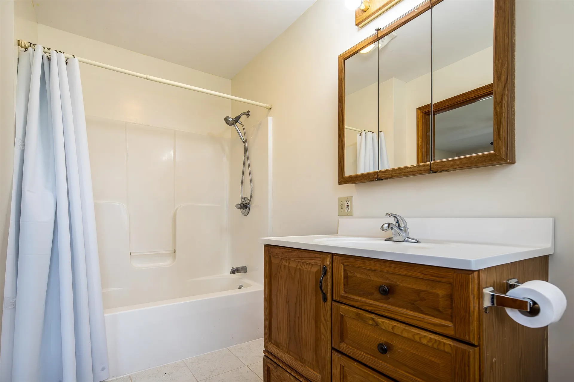 89 Sherri Lane Clarendon VT 05759