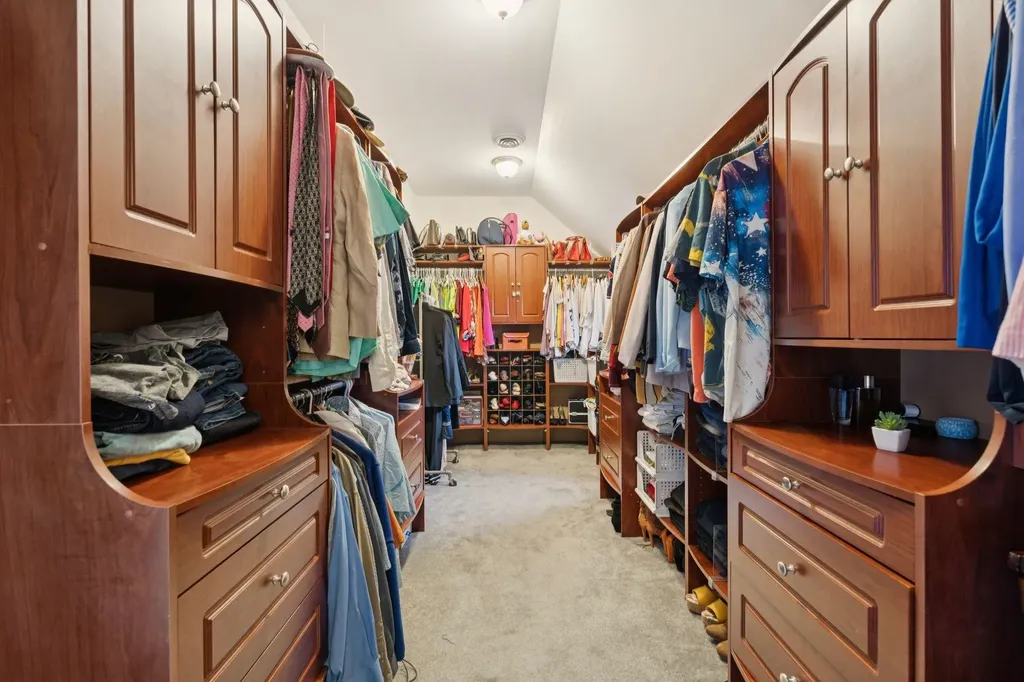129 North Road Hillsborough NH 03244