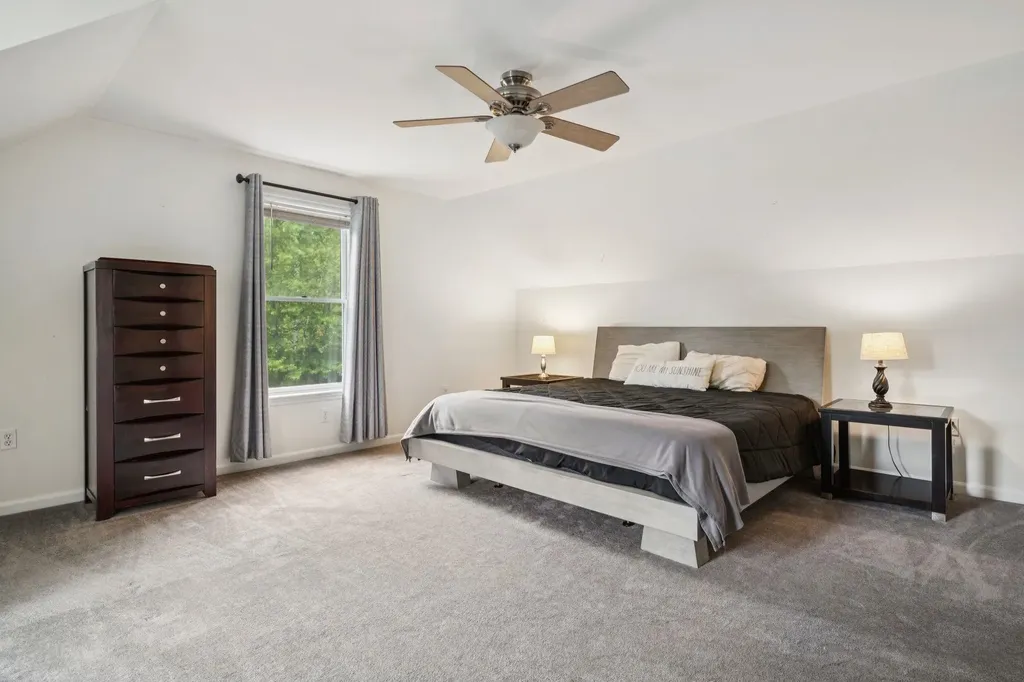 129 North Road Hillsborough NH 03244