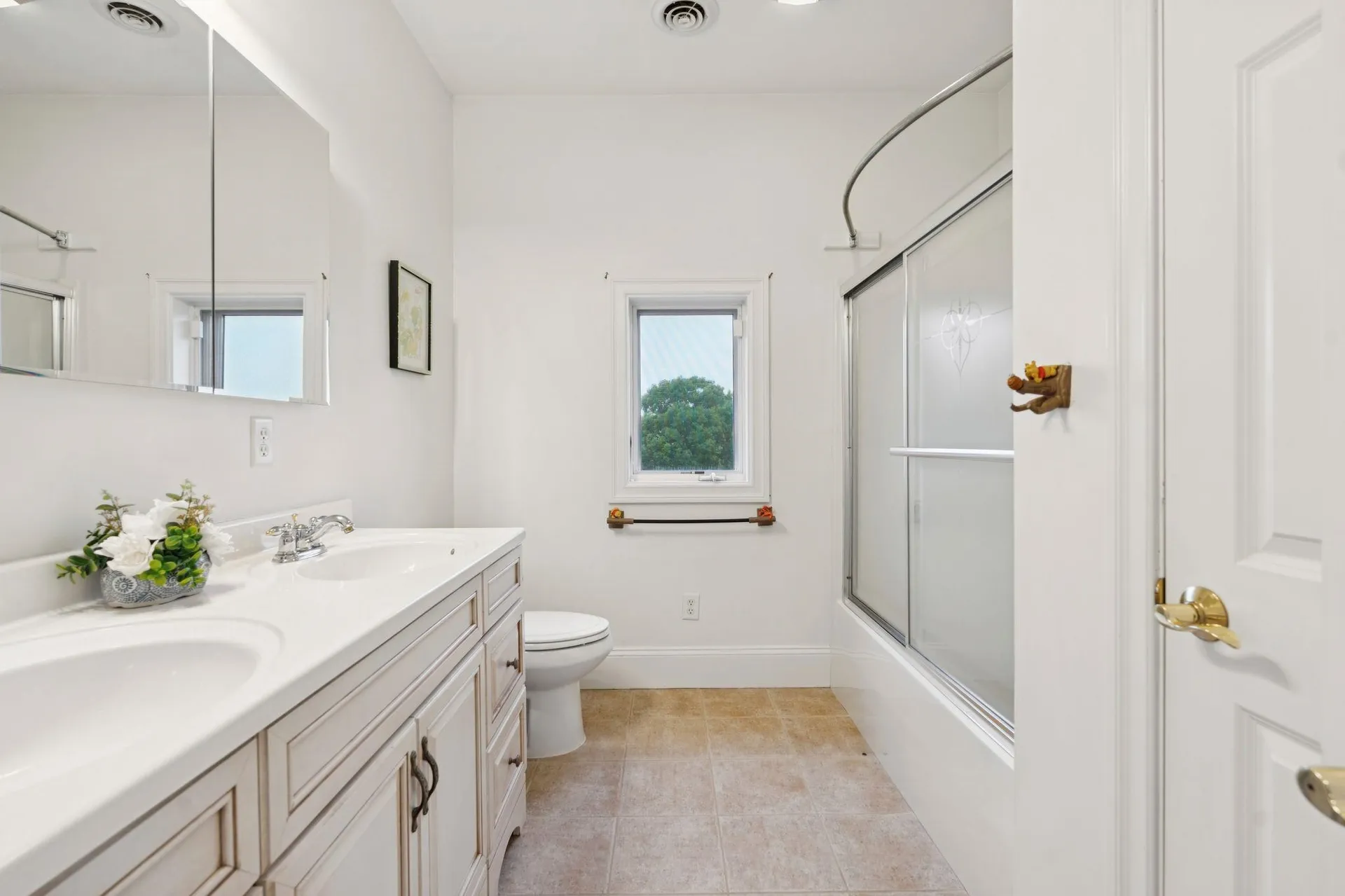 129 North Road Hillsborough NH 03244