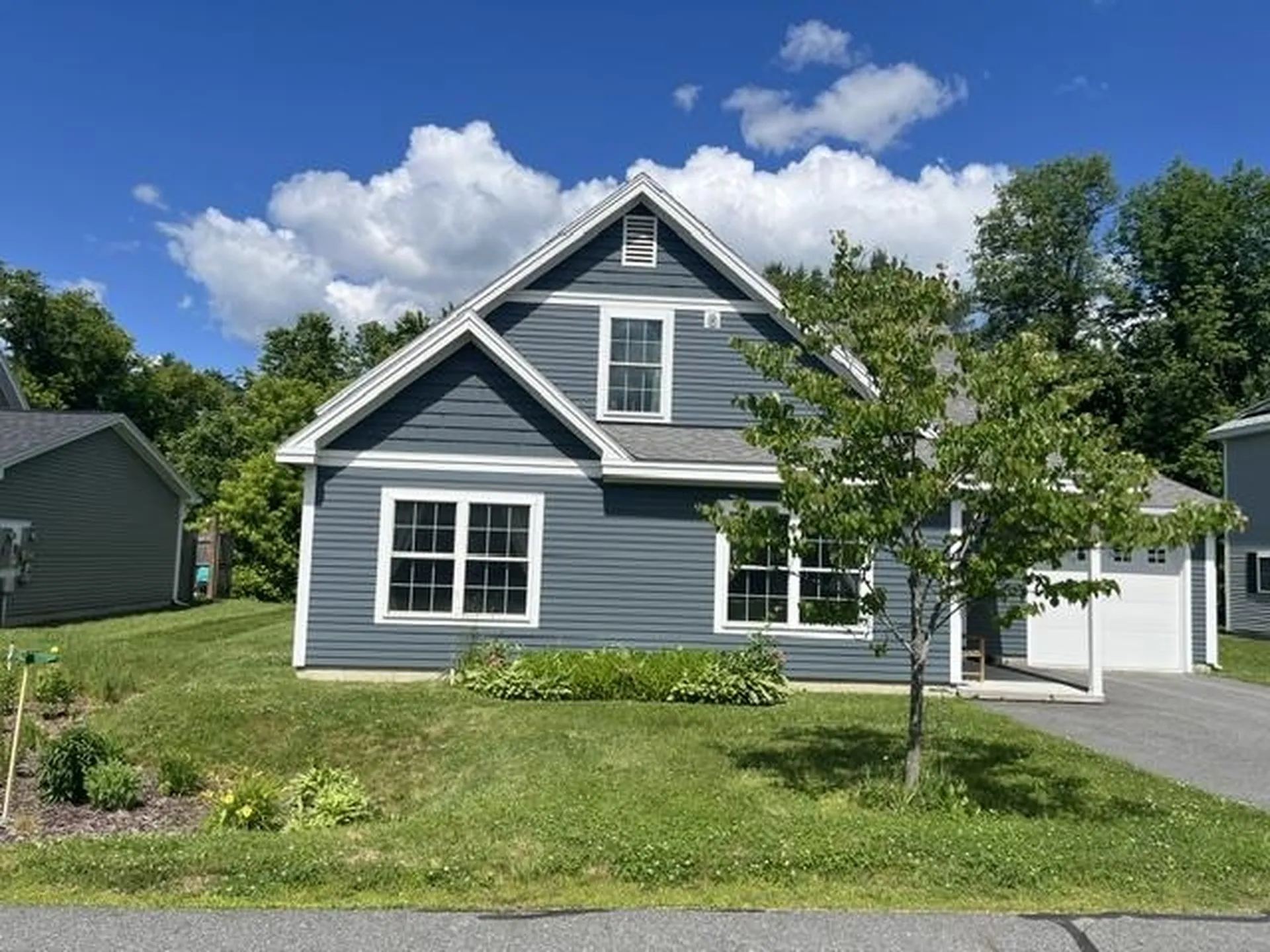 62 Pullman Lane Hartford VT 05001